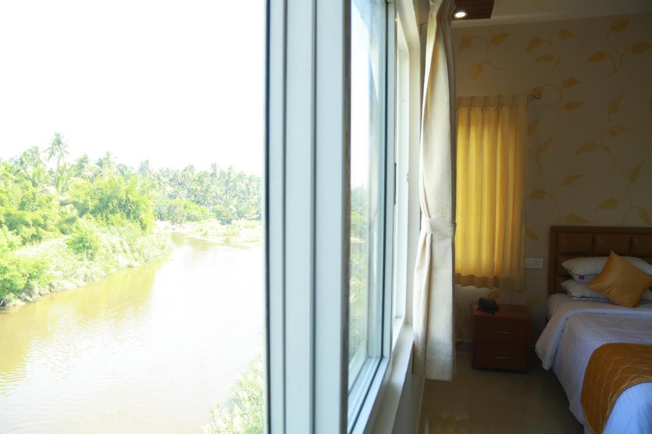 The Riviera Hotel Theni Luaran gambar