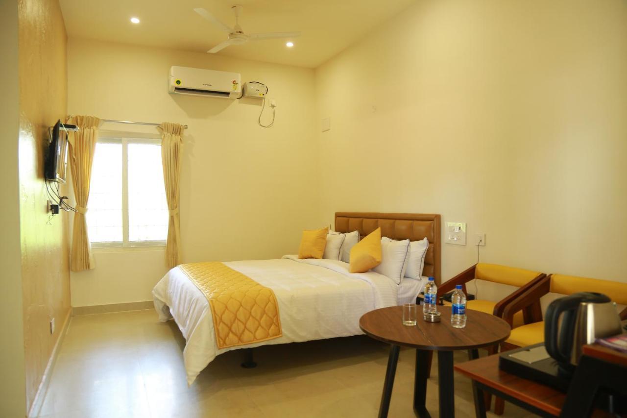 The Riviera Hotel Theni Luaran gambar