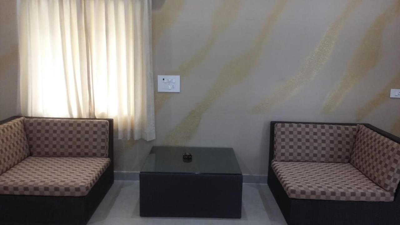 The Riviera Hotel Theni Luaran gambar